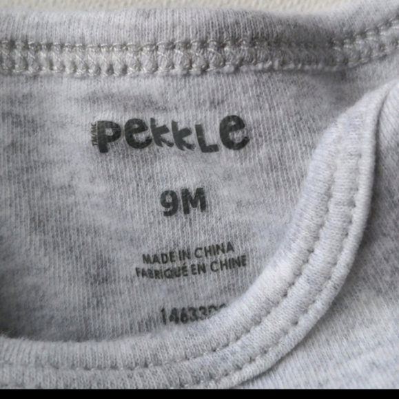 Brand new! 9M knit hoodie bodysuit and pant set - Picture 3 of 5